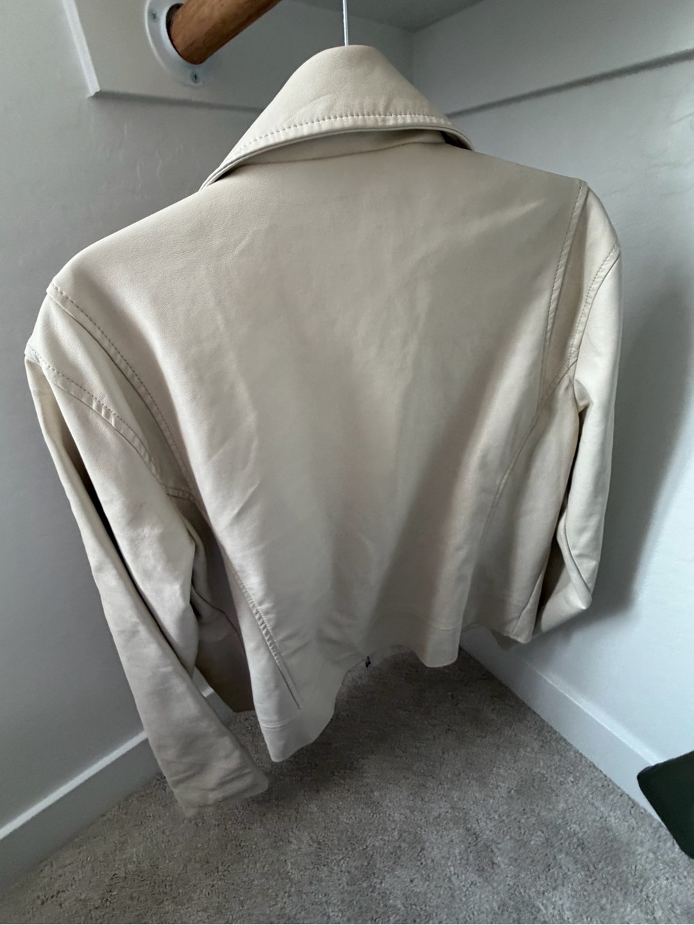 Vine & Valley Ivory Cream Faux Leather Moto Biker Jacket L - Picture 4 of 4